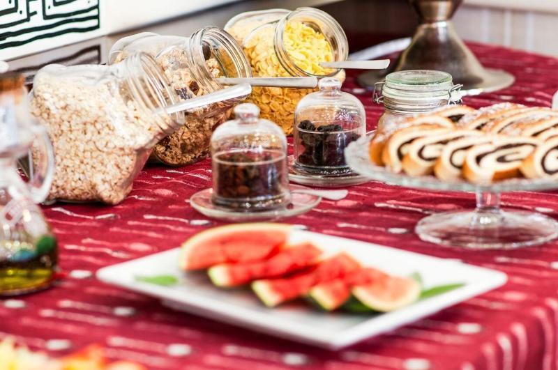Pension Horse Inn Kösice Dış mekan fotoğraf