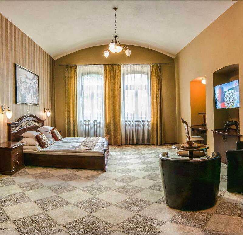 Pension Horse Inn Kösice Dış mekan fotoğraf