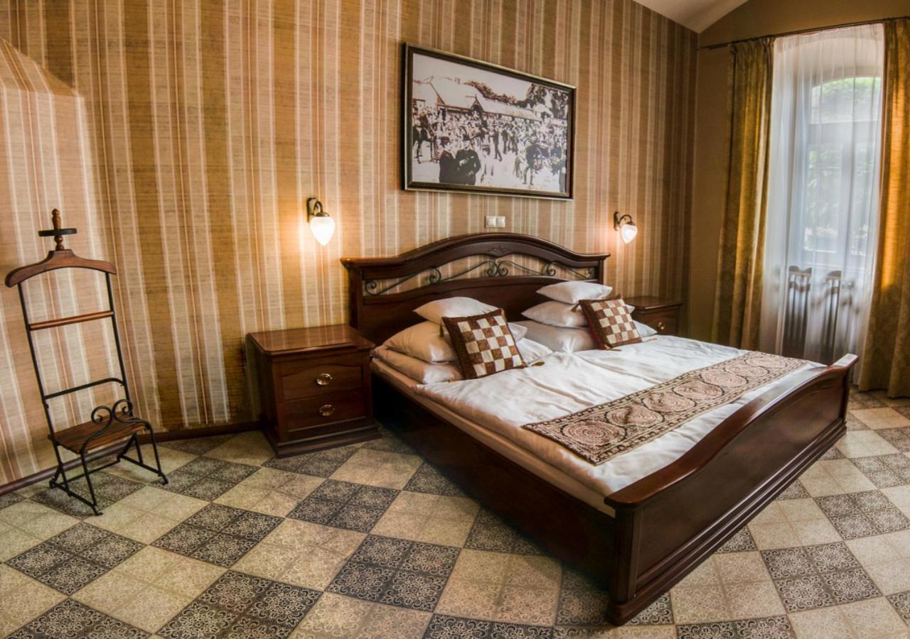 Pension Horse Inn Kösice Dış mekan fotoğraf